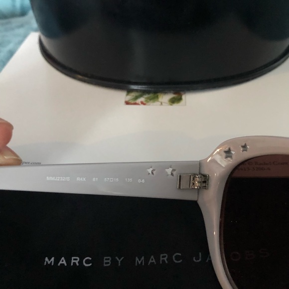 Authentic Marc by marc jacobs sunglasses in light creme grey - Picture 4 of 7